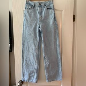 Levi’s High Waisted Straight Jeans